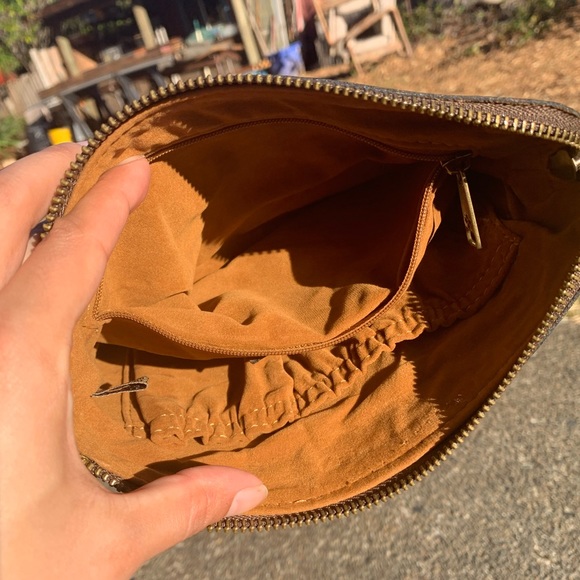 Patricia Nash 100% genuine leather clutch wristlet - Picture 8 of 8